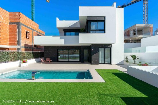 Villa en venta a estrenar en Rojales (Alicante)