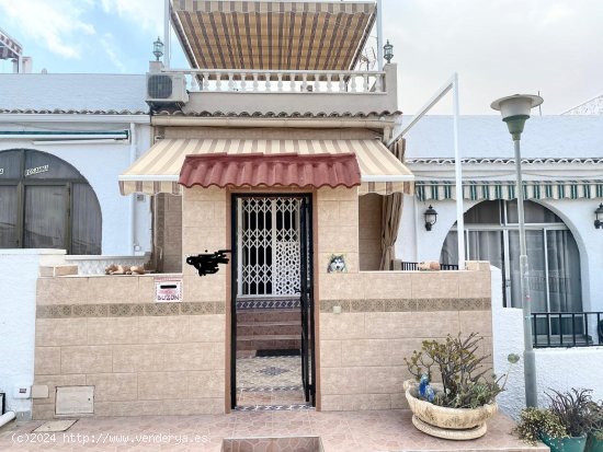  Chalet en venta en Torrevieja (Alicante) 