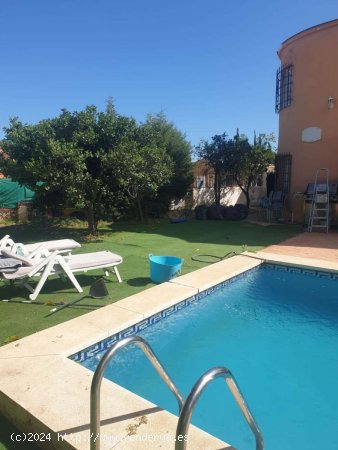 Villa en venta en Benalmádena (Málaga)