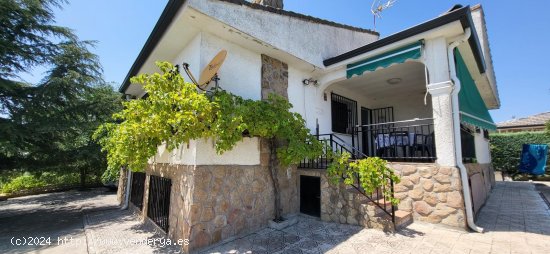 Villa en venta en Valmojado (Toledo)