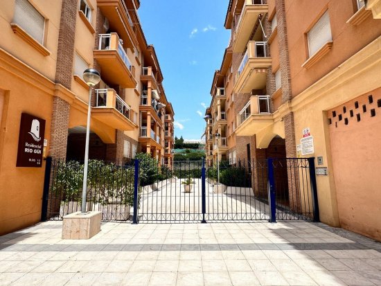 Garaje en venta en Torrox (Málaga)