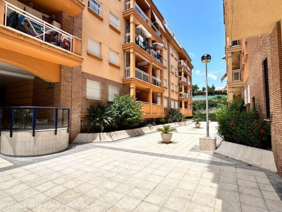 Garaje en venta en Torrox (Málaga)