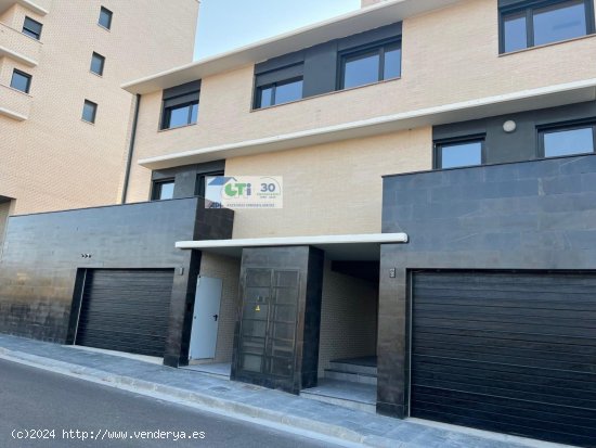  Chalet en venta en Zaragoza (Zaragoza) 