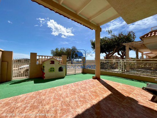 Chalet en venta en Mazarrón (Murcia)