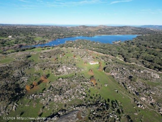 Finca en venta en Valencia de Alcántara (Cáceres)