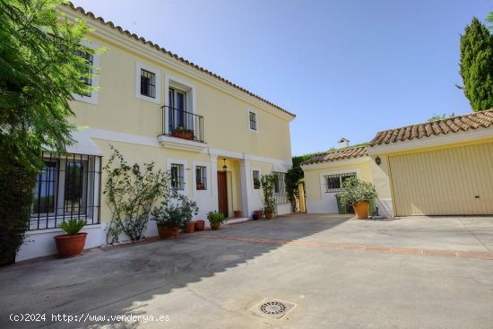 Villa en venta en San Roque (Cádiz)