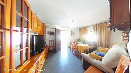 Casa en venta en Benamocarra (Málaga)