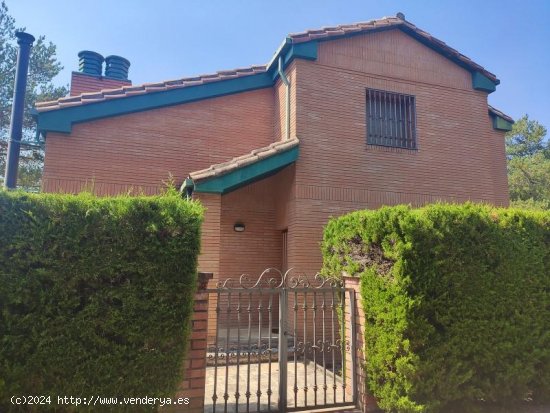 Casa en venta en La Puebla de Castro (Huesca)