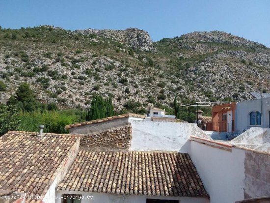 Casa en venta en Benimeli (Alicante)