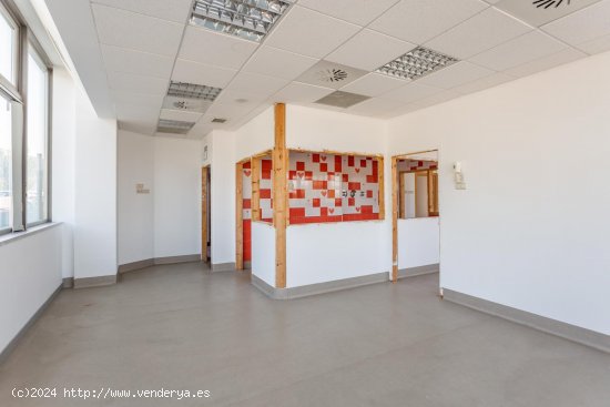 Local en venta en Ansoáin (Navarra)