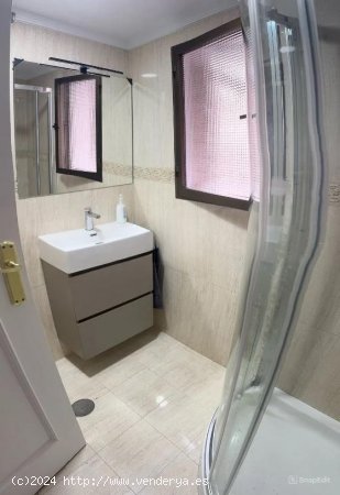 Apartamento en alquiler en Granada (Granada)