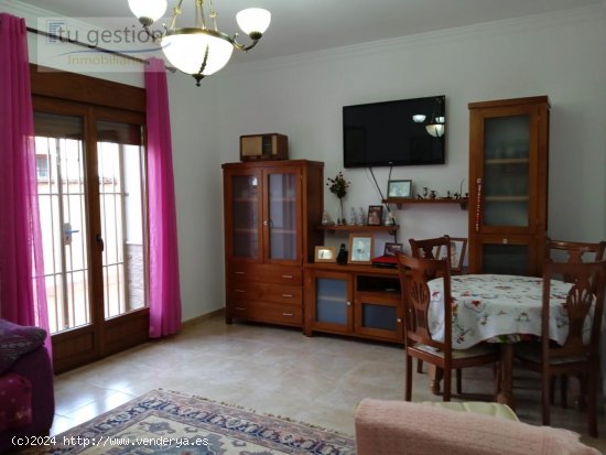 Chalet en venta en Cuevas del Becerro (Málaga)