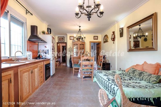 Casa en venta en Riogordo (Málaga)