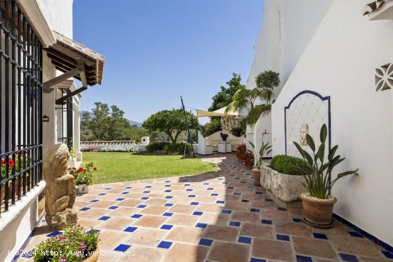  Casa en venta en Marbella (Málaga) 