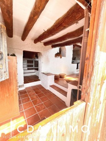 Villa en venta en La Pobla de Benifassà (Castellón)