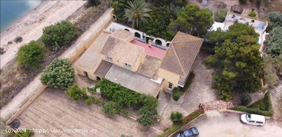 Villa en venta en Los Montesinos (Alicante)