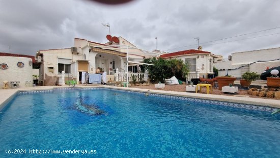  Villa en venta en Torrevieja (Alicante) 