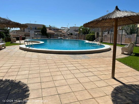  Bungalow en venta en Orihuela (Alicante) 