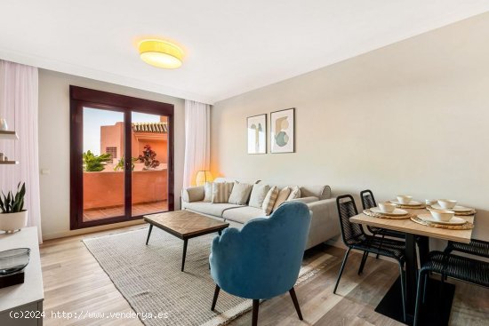 Apartamento en venta en Benahavís (Málaga)