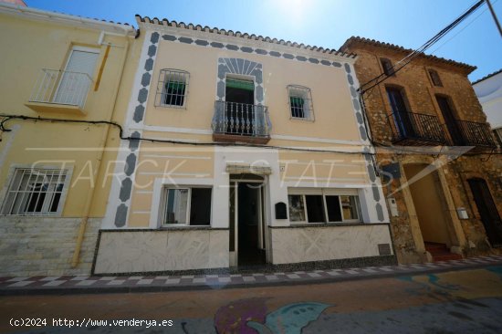 Casa en venta en Benidoleig (Alicante)