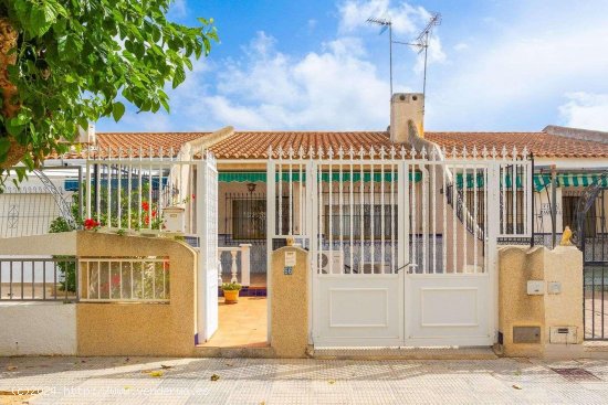 Villa en venta en Los Alcázares (Murcia)