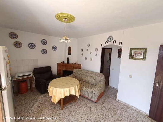 Finca en venta en Colmenar (Málaga)