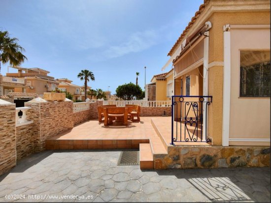 Bungalow en venta en Orihuela (Alicante)