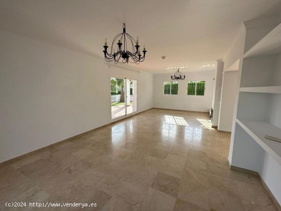 Villa en venta en Marbella (Málaga)