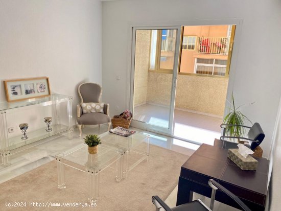 Piso en venta en Fuengirola (Málaga)