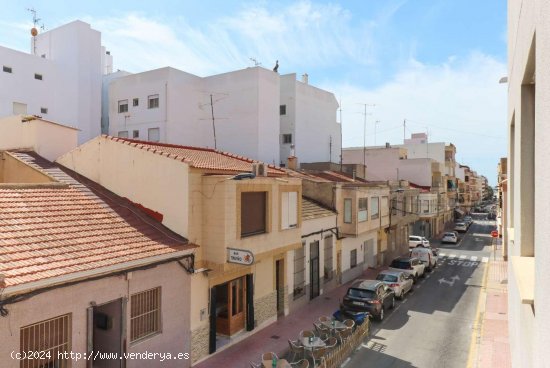 Apartamento en venta en Torrevieja (Alicante)