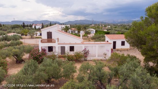 Villa en venta en L Ampolla (Tarragona)