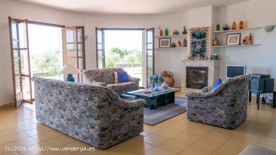 Villa en venta en L Ampolla (Tarragona)