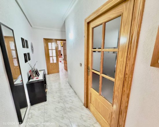 Villa en venta en Orihuela (Alicante)