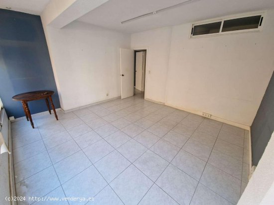 Oficina en venta en Torre del Mar (Málaga)