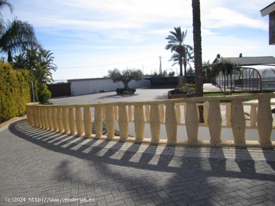 Villa en venta en Los Montesinos (Alicante)