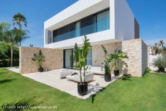 Villa en venta a estrenar en Marbella (Málaga)