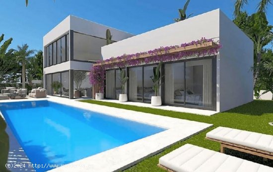  Villa en venta a estrenar en Estepona (Málaga) 