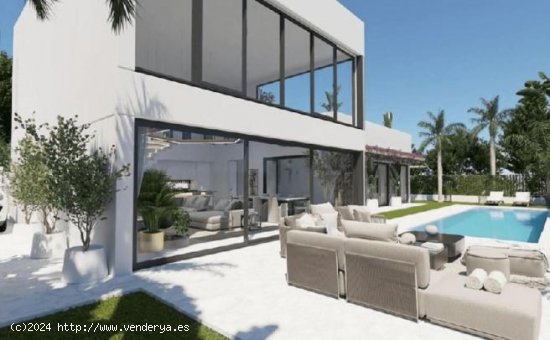 Villa en venta a estrenar en Estepona (Málaga)