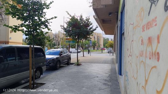 VENTA DE LOCAL COMERCIAL EN ZONA BULEVAR