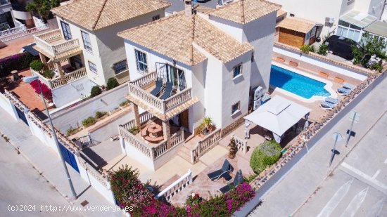  Villa en venta en Orihuela (Alicante) 