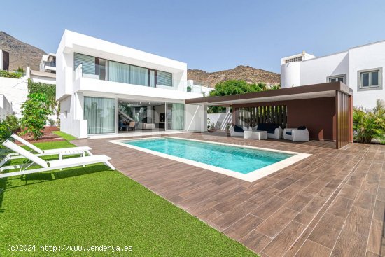 Villa en venta en Adeje (Tenerife)