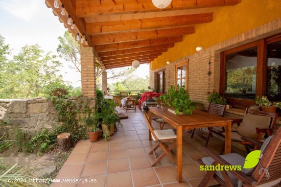 Casa en venta en Porqueres (Girona)