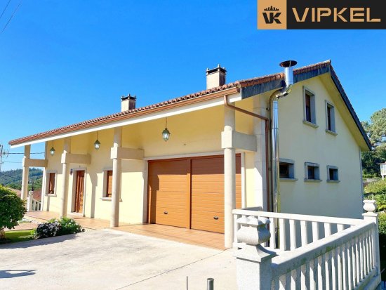 Casa en venta en Vedra (La Coruña)