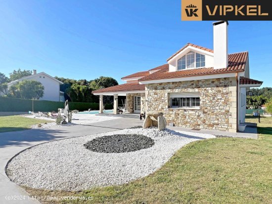 Casa en venta en Bergondo (La Coruña)