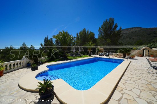 Finca en venta en Benigembla (Alicante)