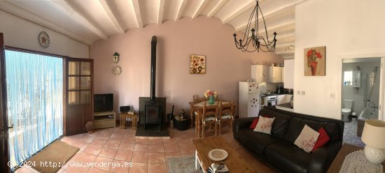 Casa en venta en Ginestar (Tarragona)