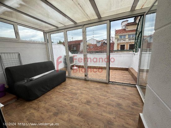 Alquiler de Ático con Terraza y Garaje en Abando Bilbao