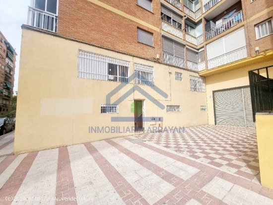 LOCAL COMERCIAL CON USO DE VIVIENDA