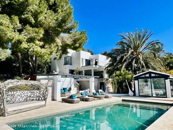 Casa en venta en Santa Eulalia del Río (Baleares)