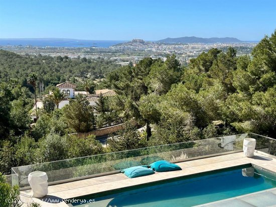 Casa en venta en Santa Eulalia del Río (Baleares)